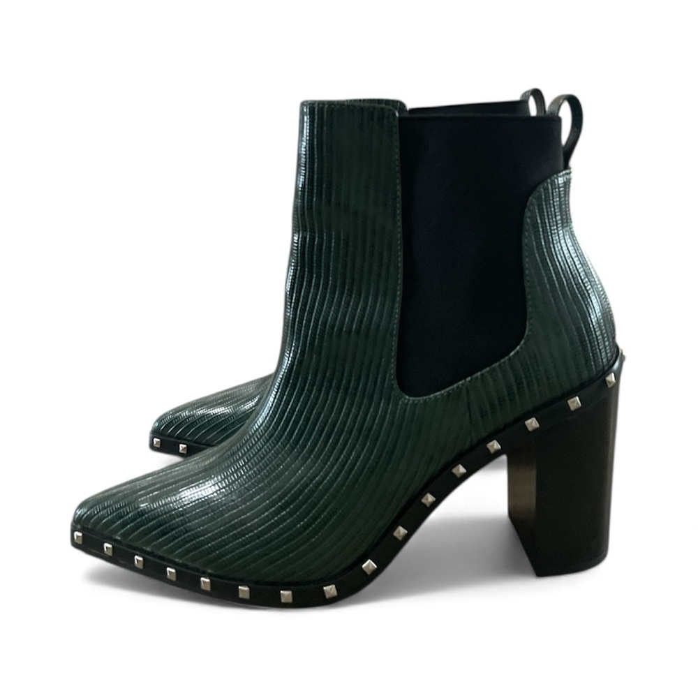 CHARLES BY CHARLES DAVID
Dodger Studded Point-Toe Booties size 10 Green New